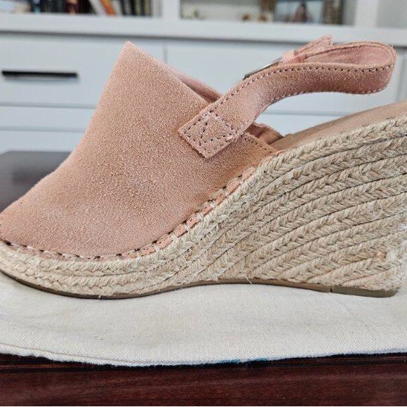 Size 7.5 Tom’s Wedges Espadrilles - Picture 5 of 13